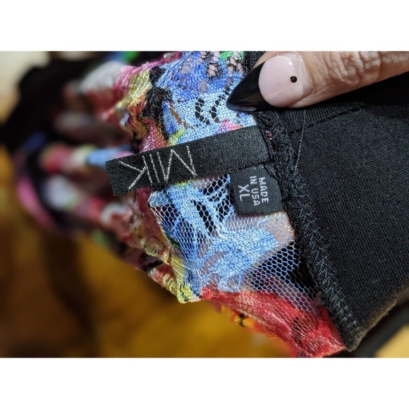 Layered Look Black Cardigan Floral Back Panel Attached Tank 3/4 Sleeve Size XL - Picture 6 of 6